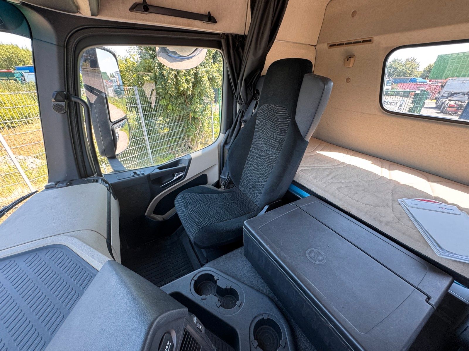 MERCEDES-BENZ – 2543 6X2 Meiller Abroller mit Funkbedienung Top - Bild 12