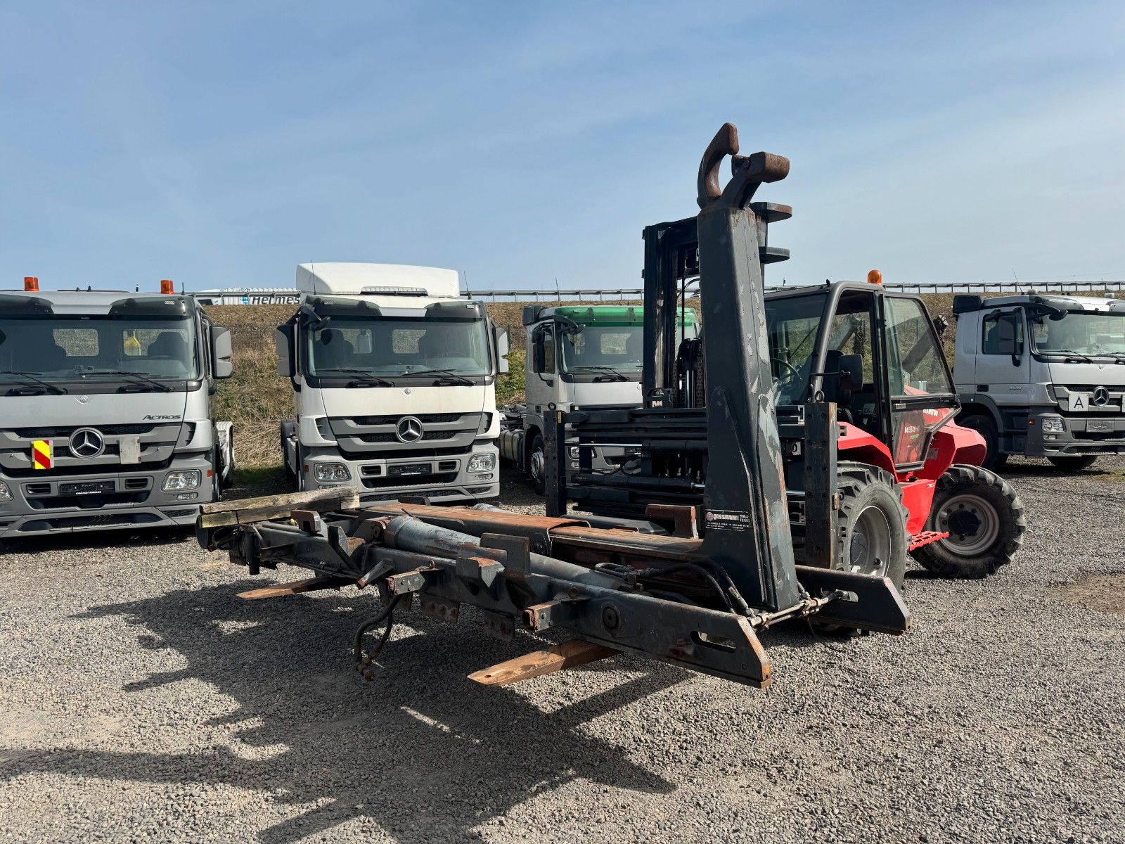 ANDERE – Meiller Abrollaufbau für 6X4 mit 3,90 Radstand - Bild 3