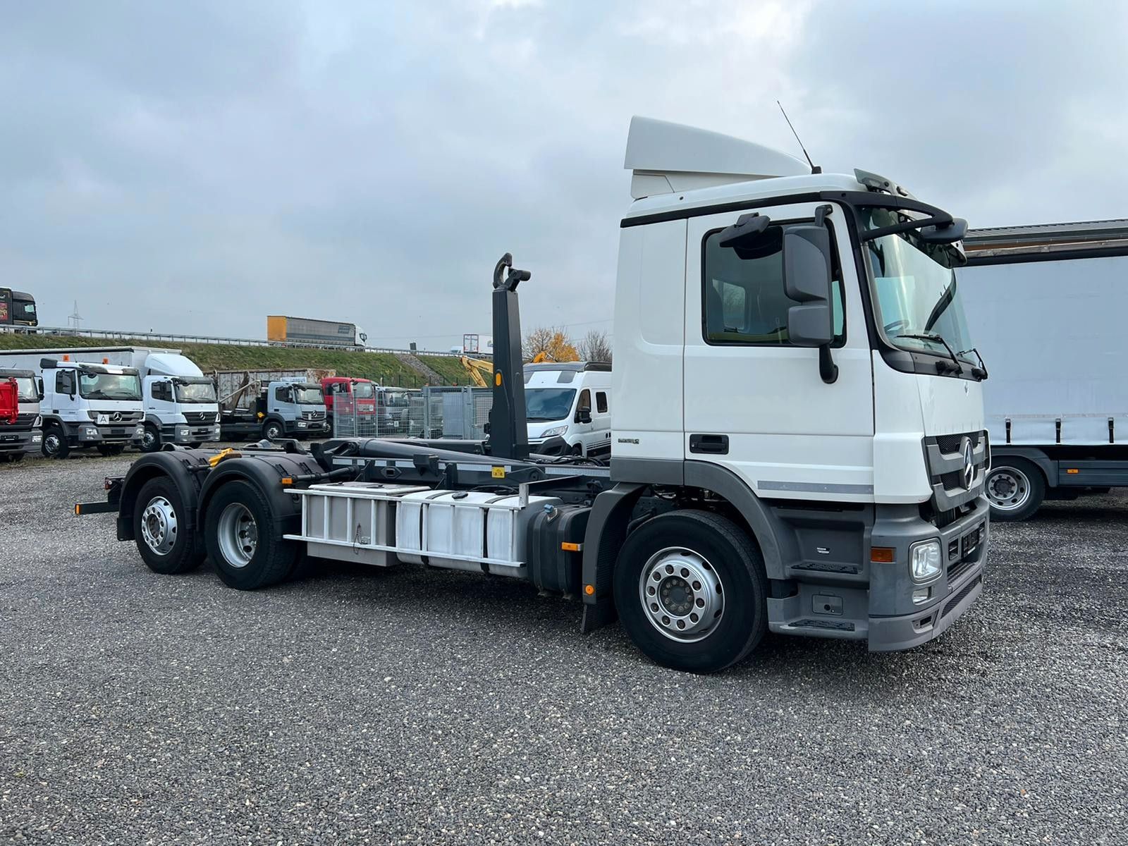 MERCEDES-BENZ – 2541 6X2 Meiller RK 20.65 Funk | Top Zustand! - Bild 1