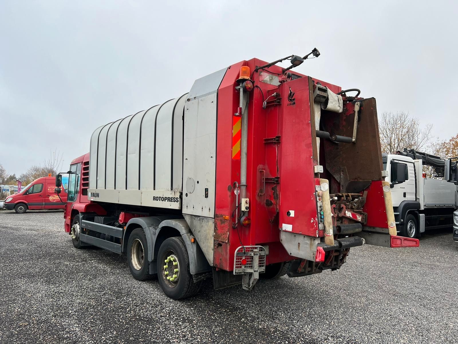 MAN – 28.350 6X2 als Fahrgestell mit oder ohne Aufbau - Bild 9