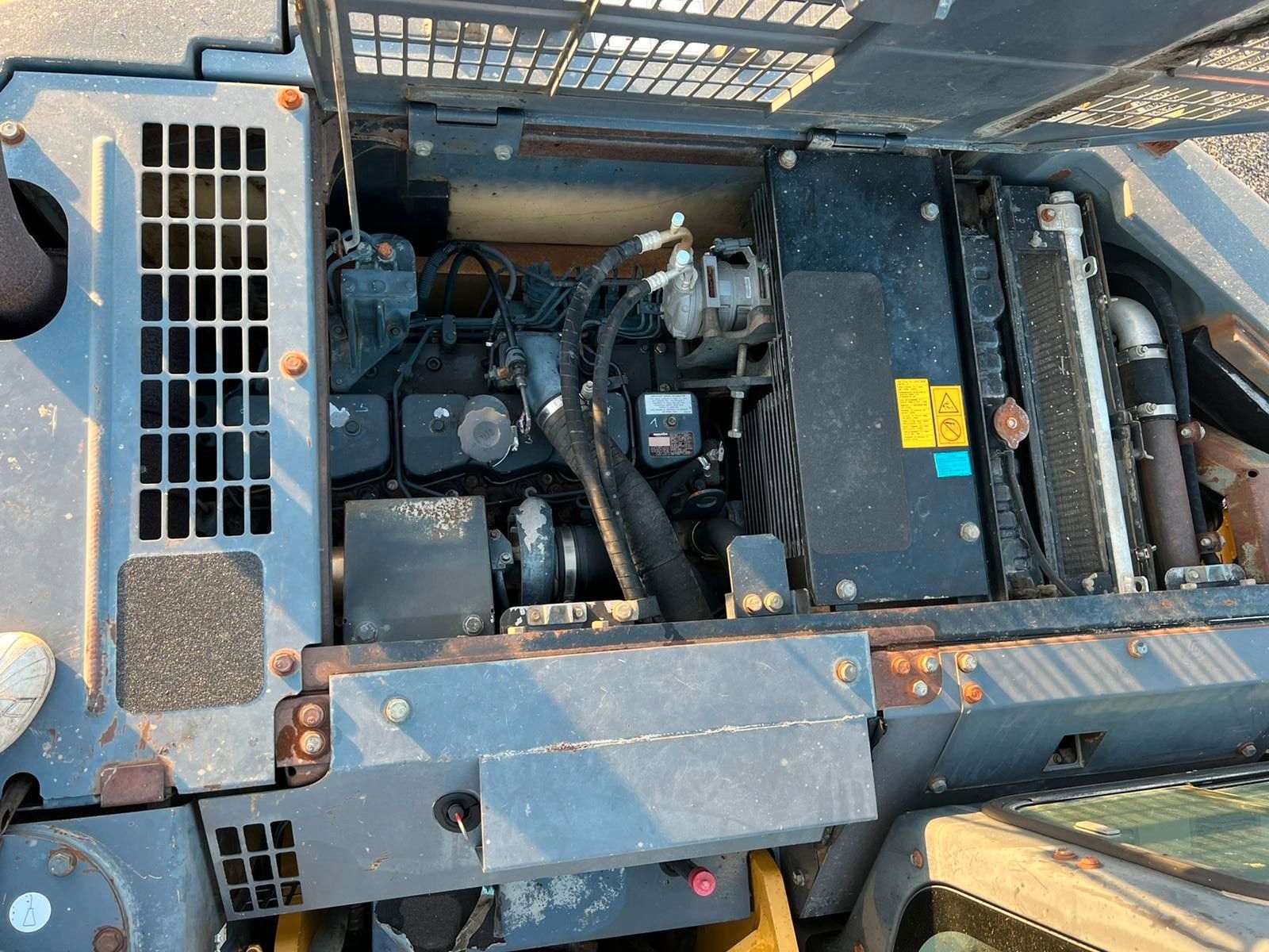 KOMATSU – PC228USLC 23200 Kg 107 Kw - Bild 9