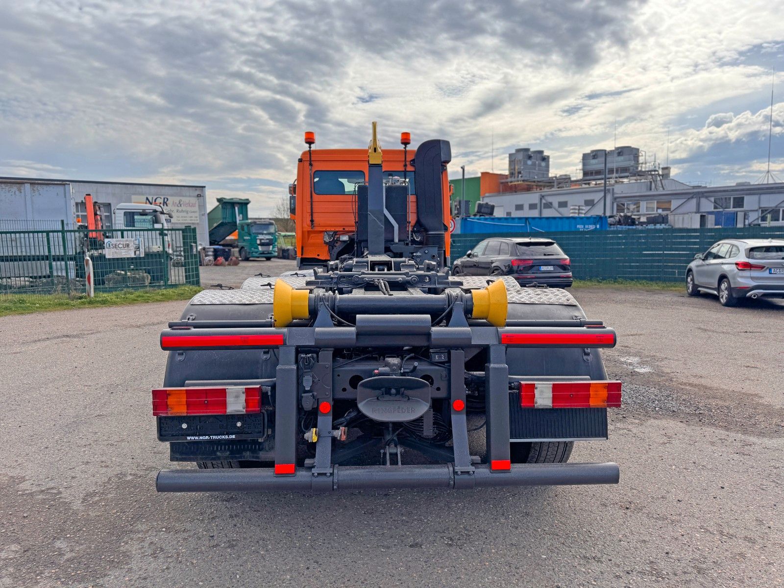 MERCEDES-BENZ – 2632 6x2 ARK | Lift & Lenk | hydr. Containerver. - Bild 5