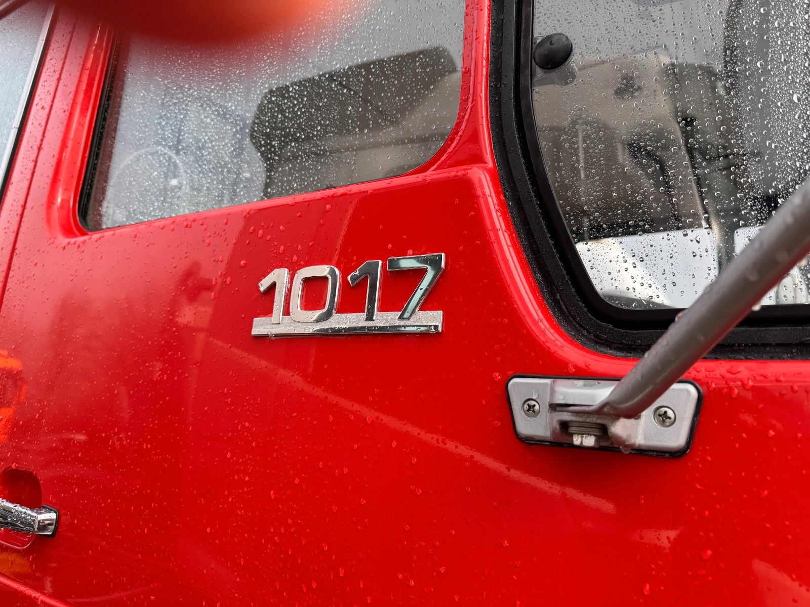 MERCEDES-BENZ – 1017 4X4 Feuerwehr komplett Ausstattung - Bild 6
