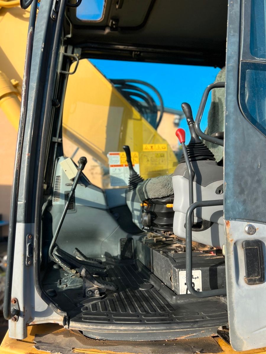 KOMATSU – PC228USLC 23200 Kg 107 Kw - Bild 17