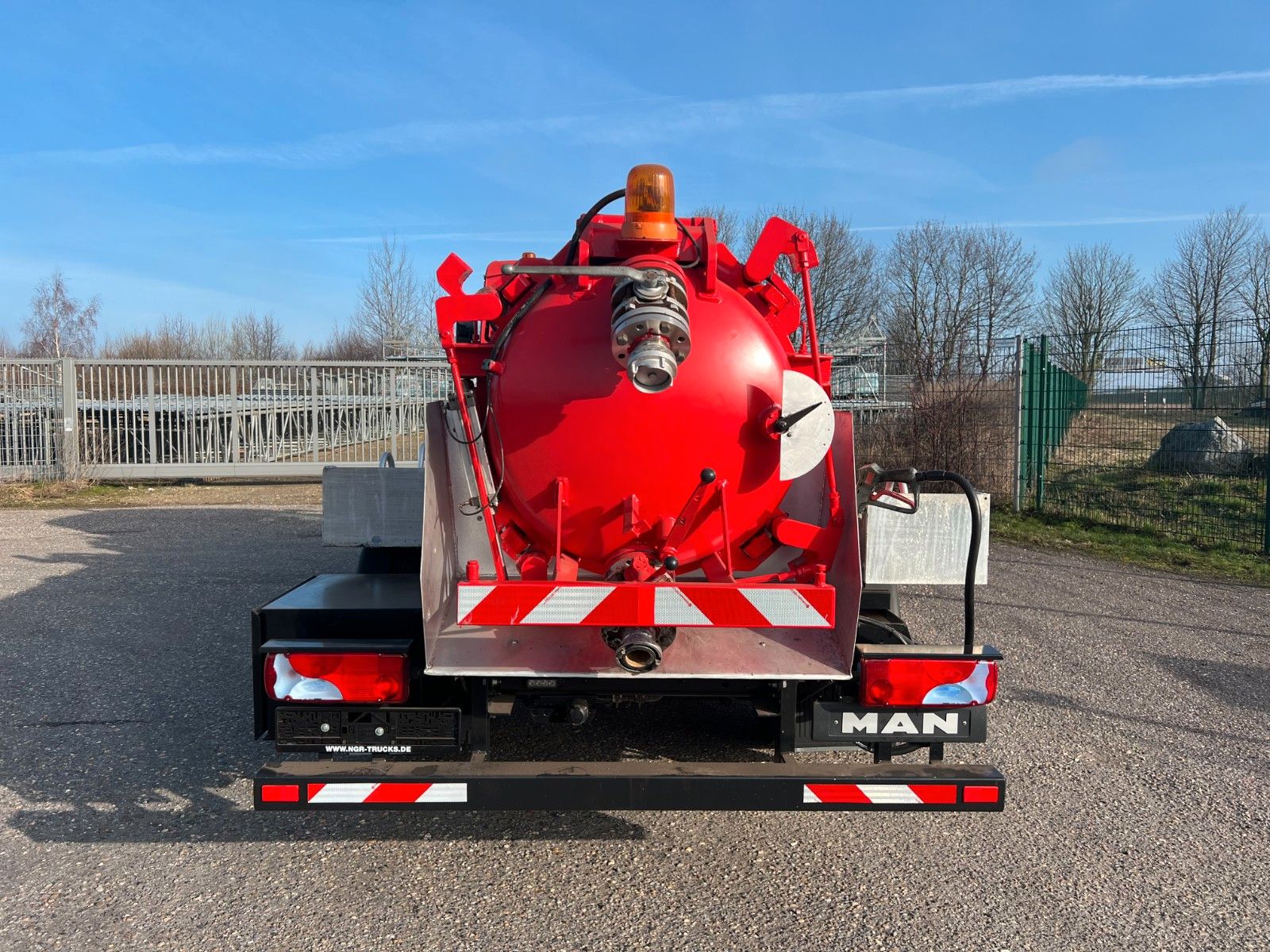MAN – 10.180 Saug & Druck & Spülwagen | TOP - Bild 11