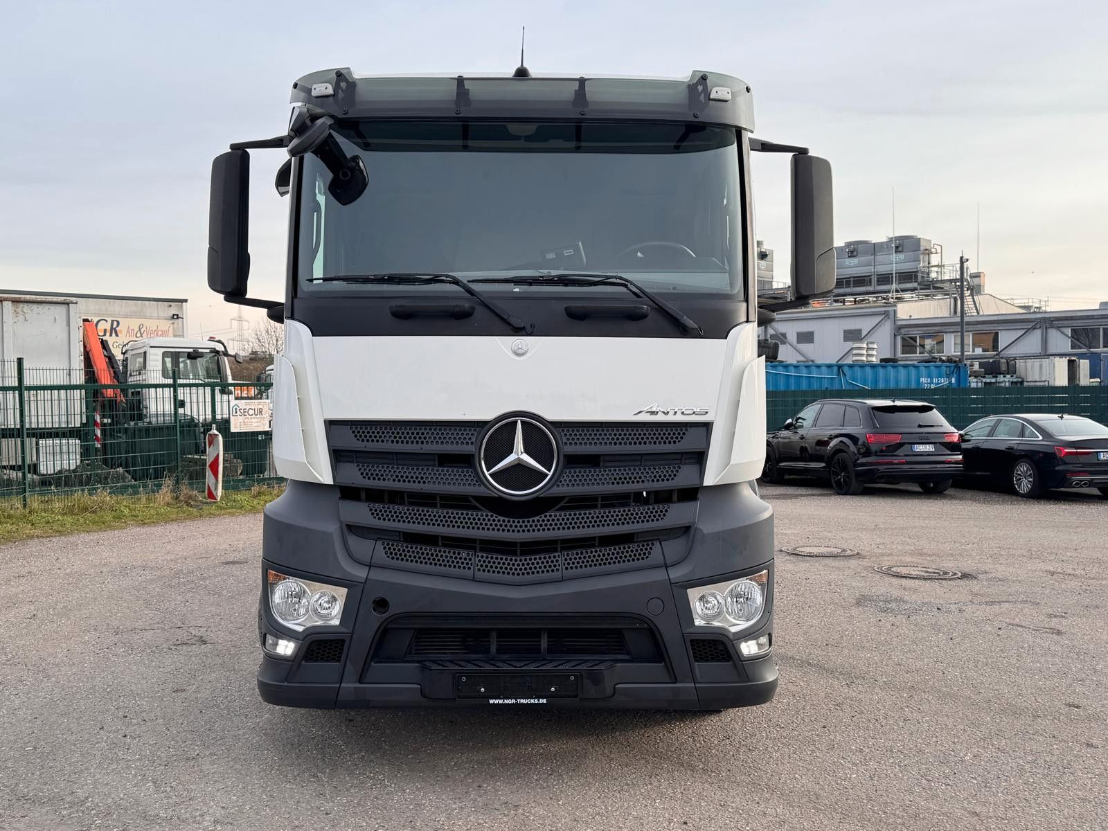 MERCEDES-BENZ – 2536 ADR Valid & kipphydraulik für Gastank - Bild 8