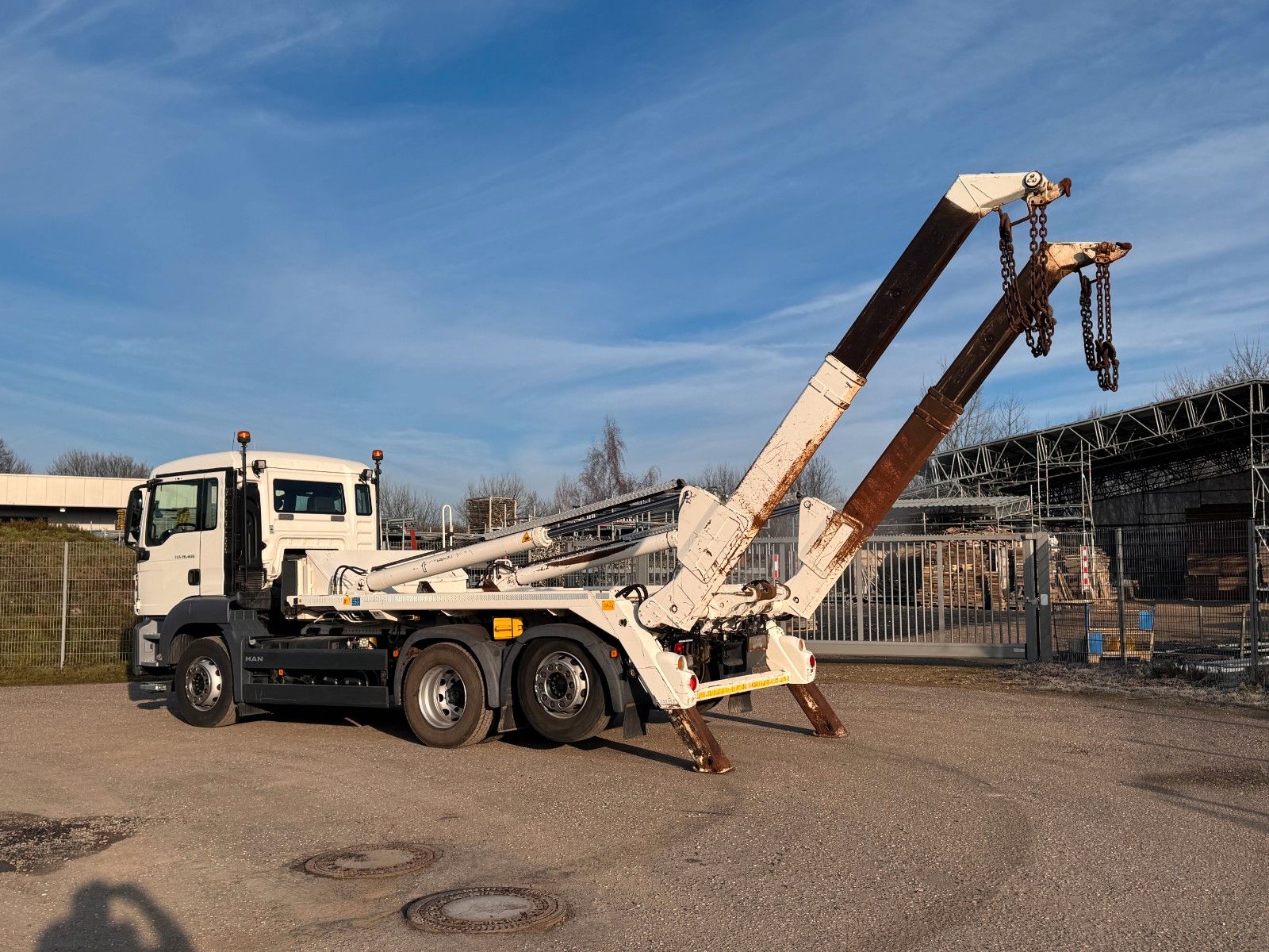 MAN – 26.400 6X2 Meiller AK 16 mit Funk guter Zustand - Bild 2