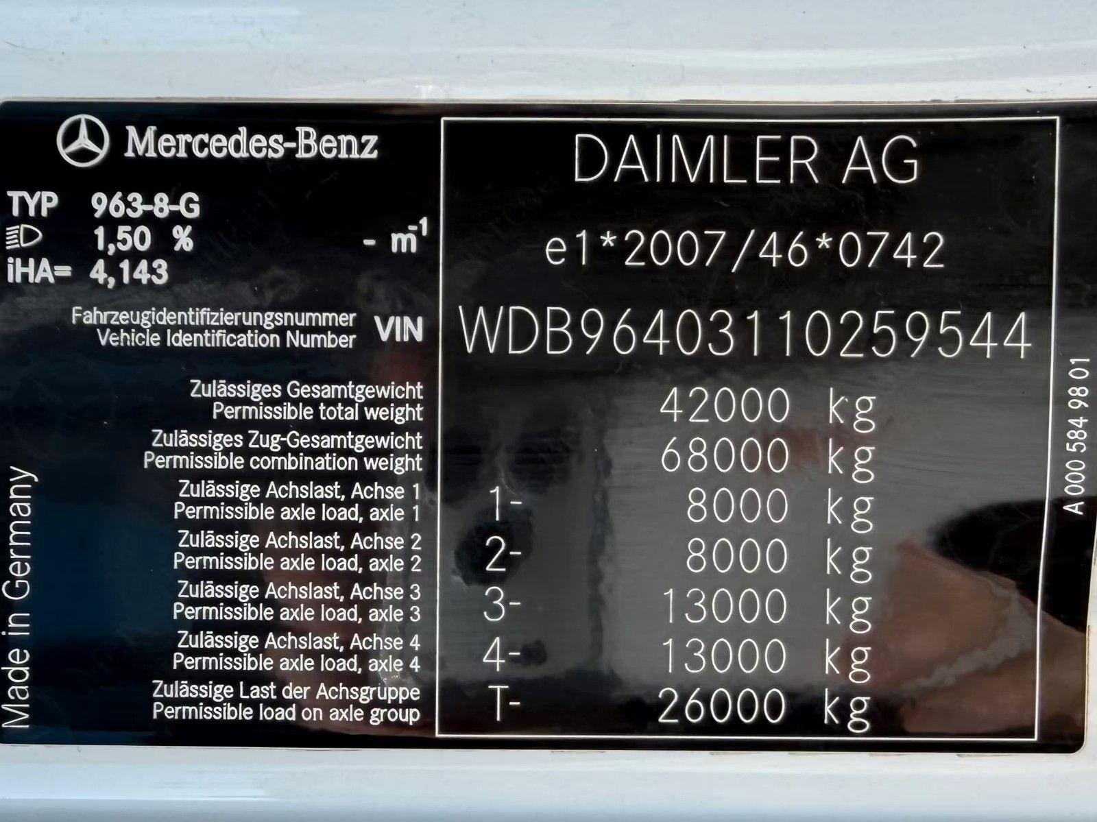 MERCEDES-BENZ – 4251 8x4 Palfinger Retarder 12 neue Reifen - Bild 30