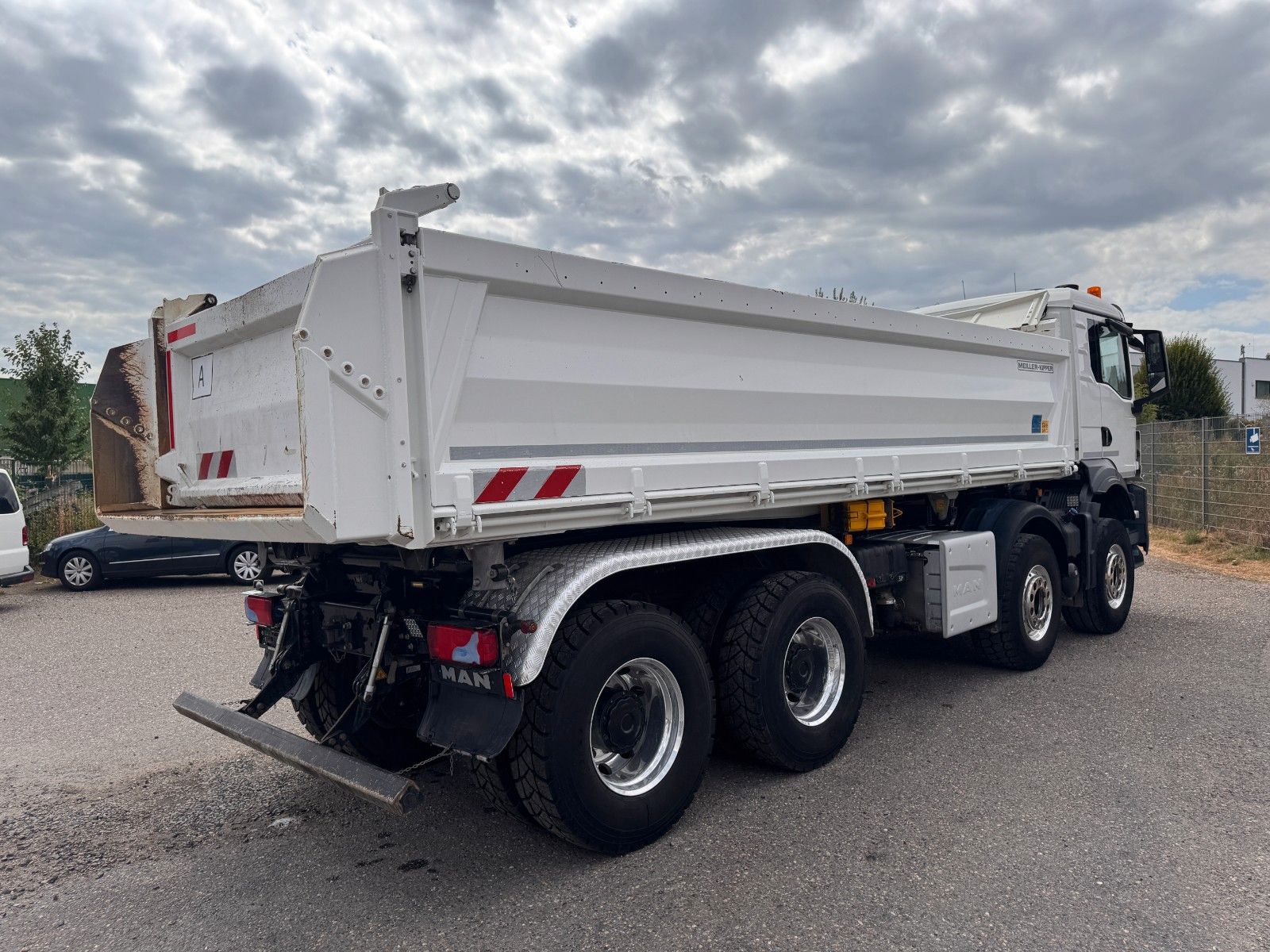 MAN – 35.470 8X4 Meiller 3S. mit Bordmatik | AHK 50er - Bild 9