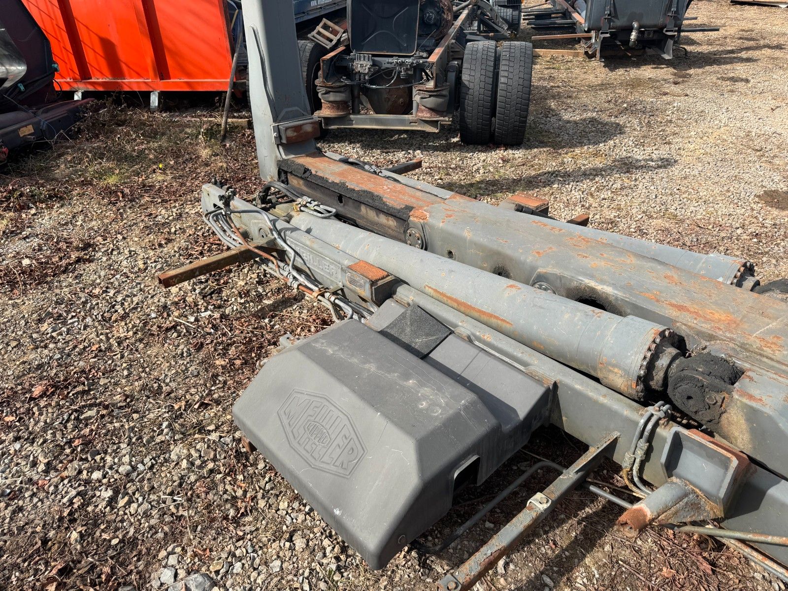 ANDERE – Meiller RK 19.60 Abrollaufbau 6X4 3,90 Radstand - Bild 6