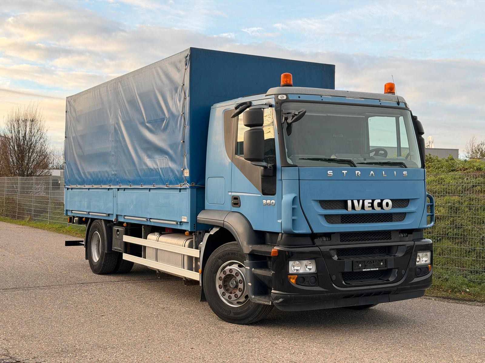 IVECO – 190S36/9 Stralis Pritsche & Hebebühne 3 to. TOP - Bild 1