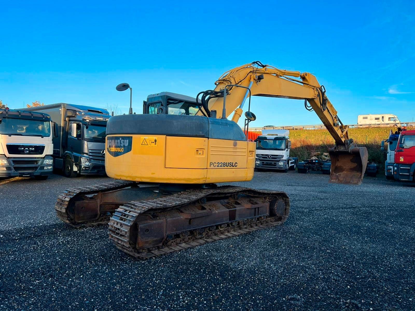 KOMATSU – PC228USLC 23200 Kg 107 Kw - Bild 7