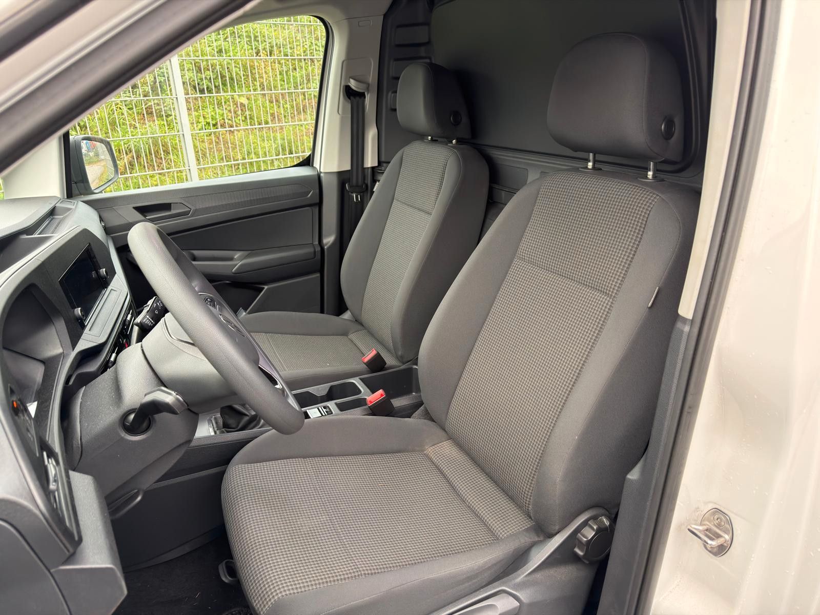 VW Caddy – Caddy 4x2 | 2,0 TDI | Klima | PDC | Spurhalteass - Bild 11