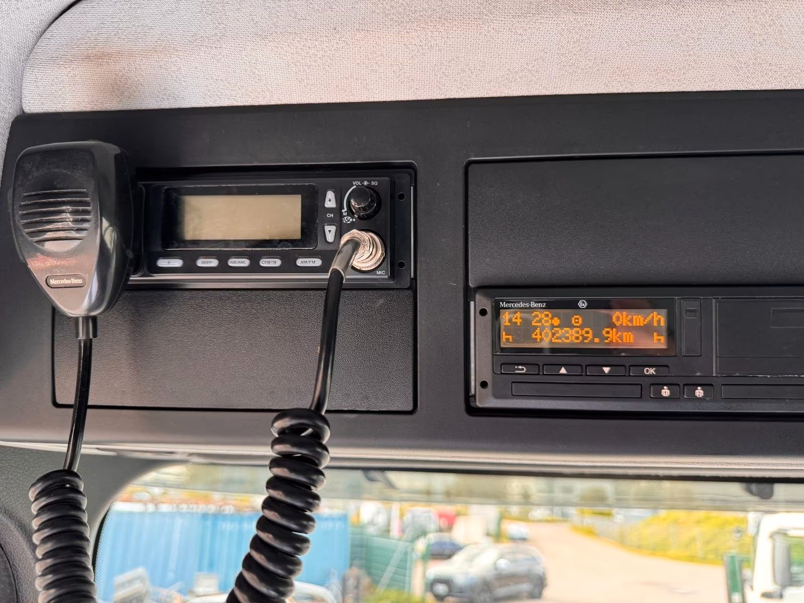 MERCEDES-BENZ – 4251 8x4 Palfinger Retarder 12 neue Reifen - Bild 21