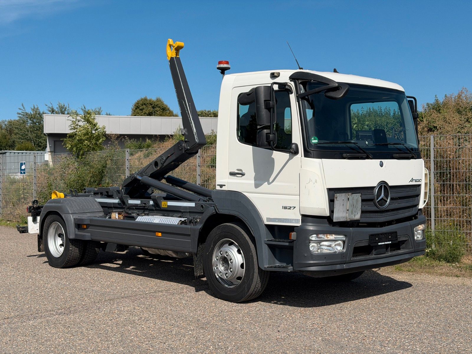 MERCEDES-BENZ – 1527 4x2 | MEILLER RK 11.55 | Funk | AC | Sperrd - Bild 1