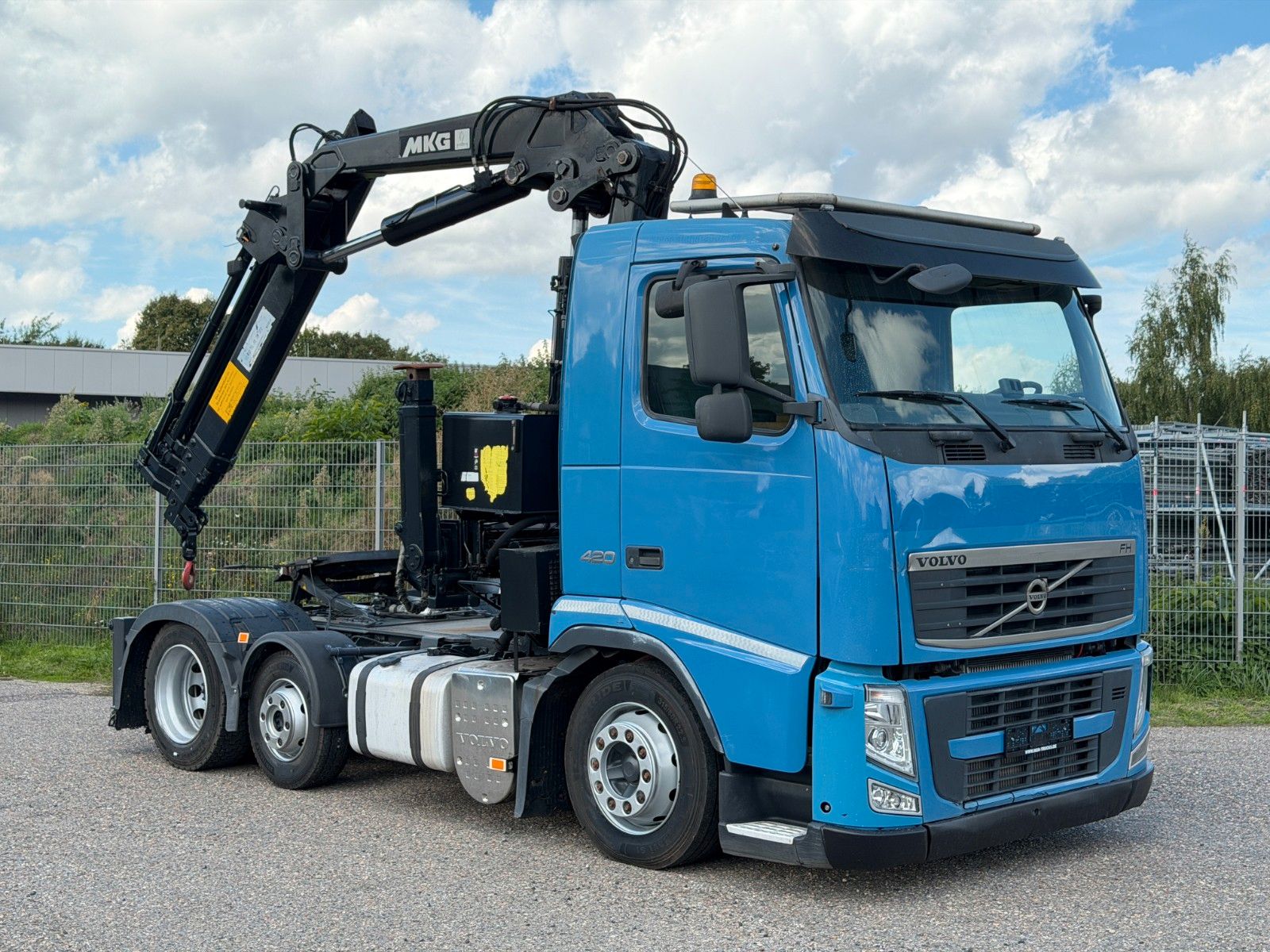 VOLVO – FH 420 6x2 mit Ladekran HLK 231 | 4x Ausschub - Bild 3