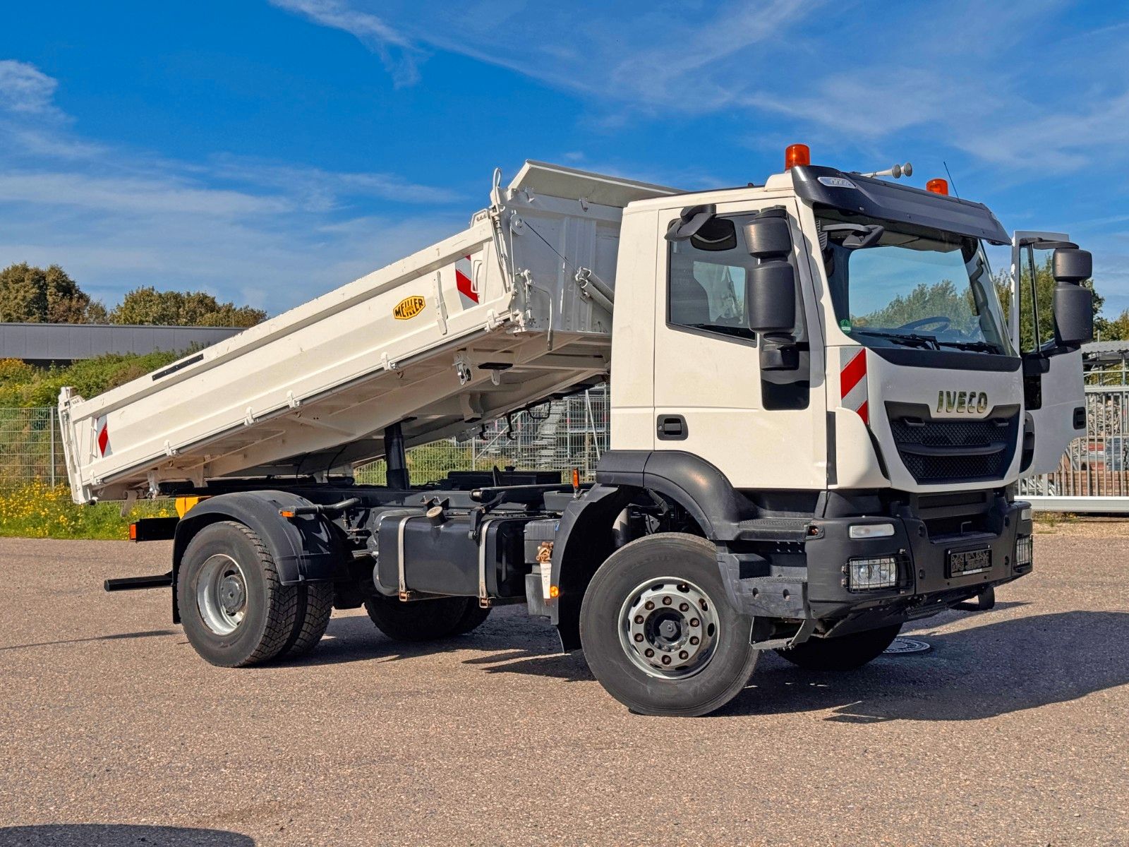 IVECO – 190-36 4X2 Meiller 3 Seitenkipper guter Zustand - Bild 1