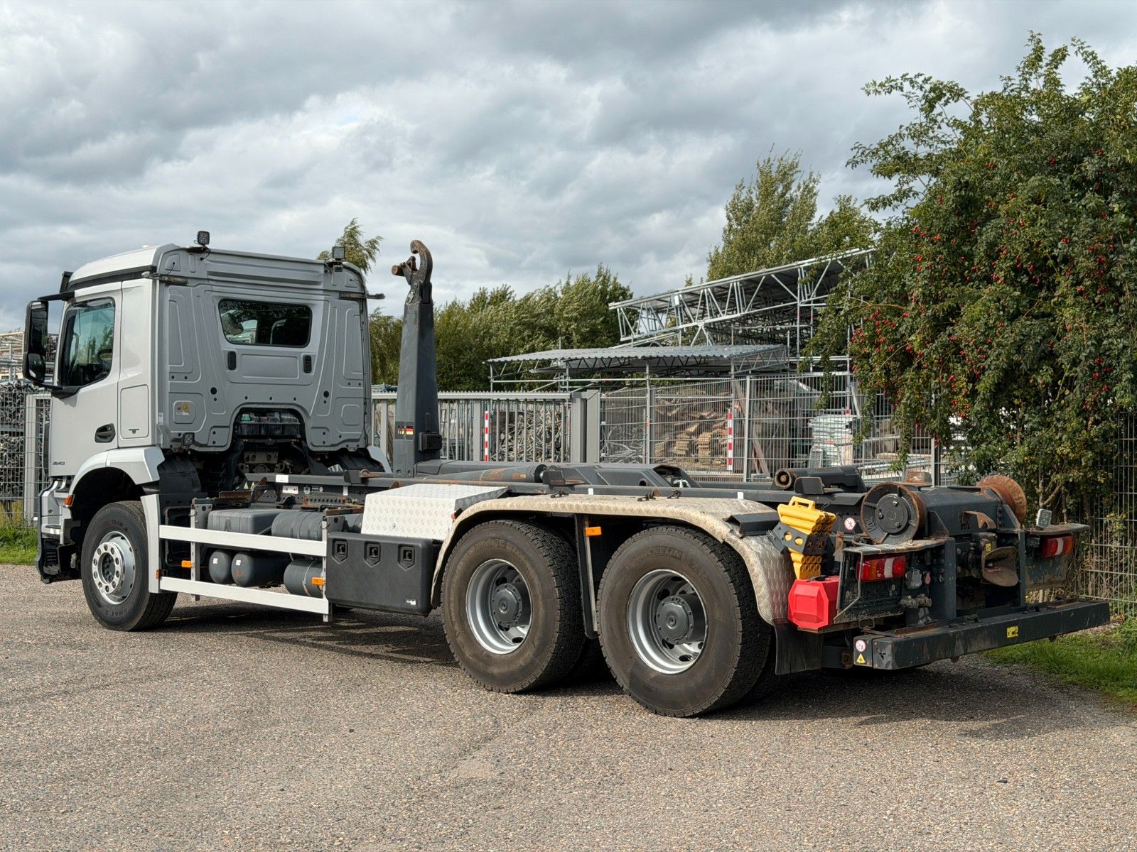 MERCEDES-BENZ – Arocs 2643 ADR 6x4 VDL S-20-6300 hydr. Container - Bild 10
