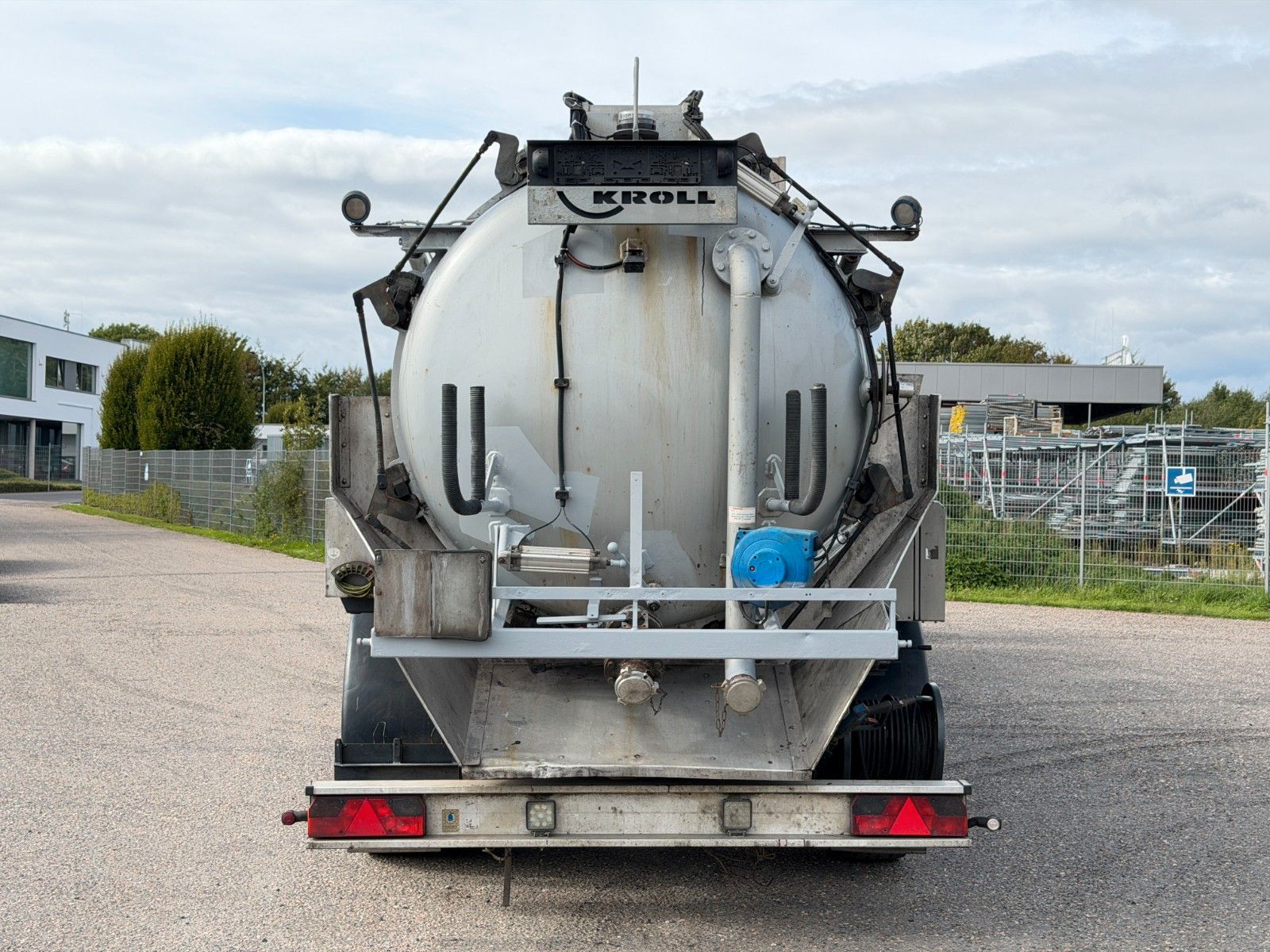 ANDERE – KROLL Saug-Druck-Tankfahrzeug | K1,0-1,0-26,0/36 - Bild 7