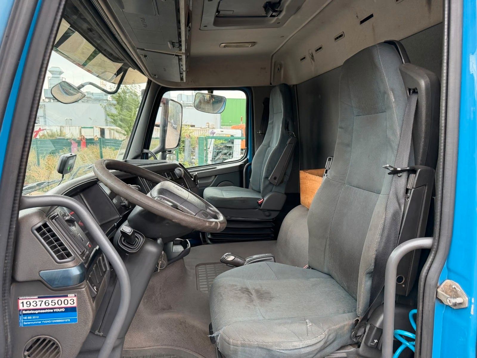 VOLVO – FH 420 6x2 mit Ladekran HLK 231 | 4x Ausschub - Bild 21