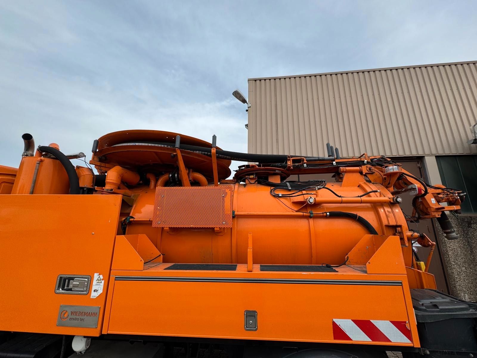 MAN – TGM 15.290/16.290 BL Saug- & Druckwagen kippb. - Bild 8